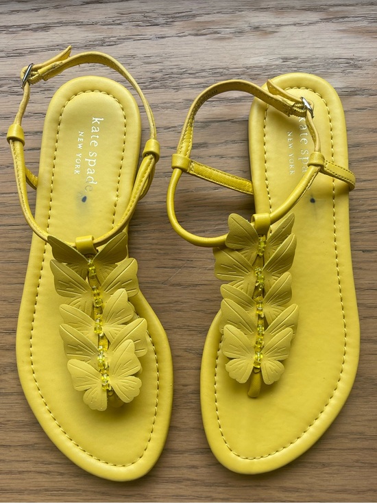 kate spade Shoes - Kate Spade New York Yellow Butterfly Flat Sandals Women’s Size 5B